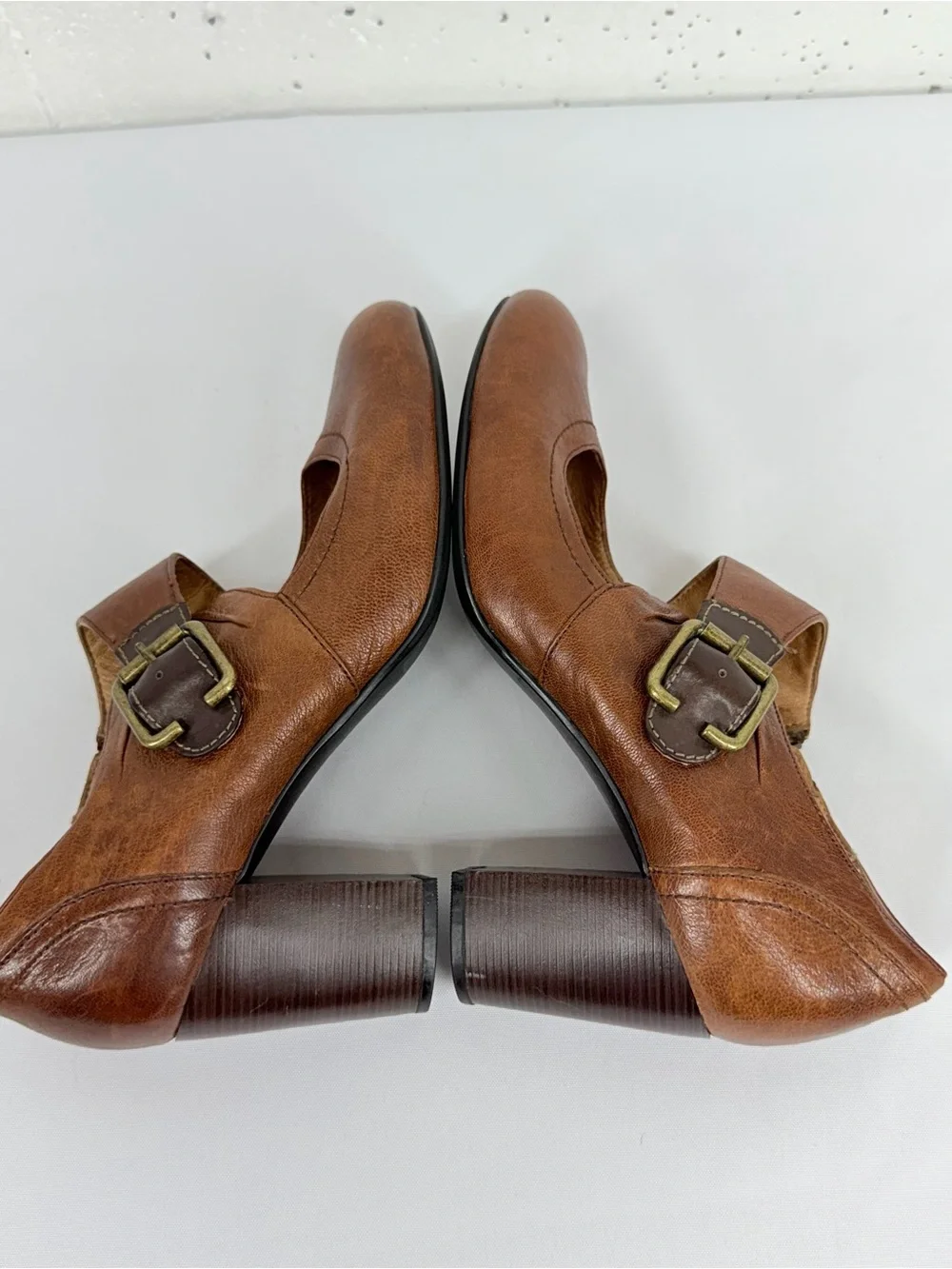 Clarks Indigo Women’s size 8 Brown Leather Mary Jane Heels - Picture 7 of 15